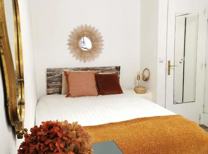 Appt Cosy Chic, 4 Couchages + Lit Bebe, 12e شقة *