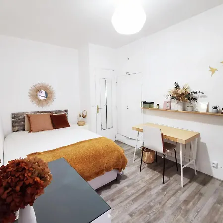 Apartment Appt Cosy Chic, 4 Couchages + Lit Bebe, 12e *